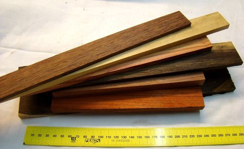 Holzleisten gemischt einheimisch / exotisch 1kg